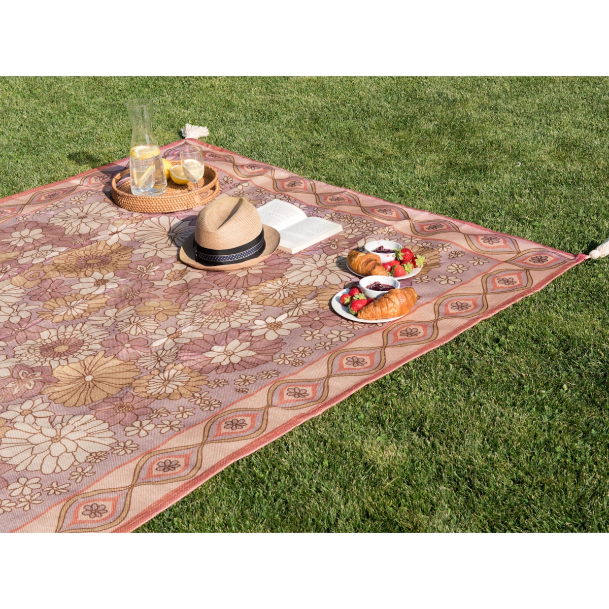 Koc piknikowy LASHARI 200 x 200 cm Brzoskwiniowy