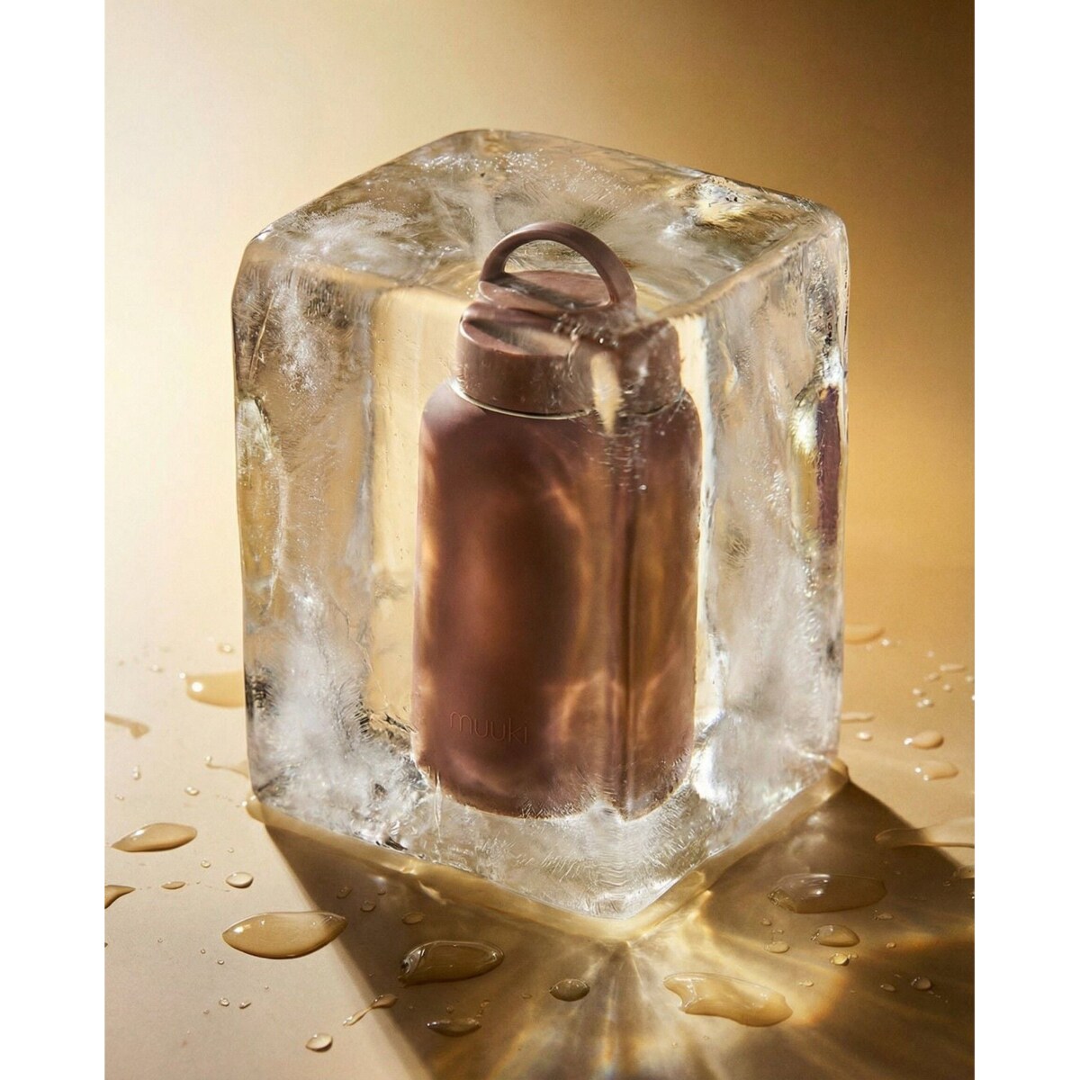 MUUKI DAILY BOTTLE szklana butelka na wodę 720 ml, Chocolate Plum