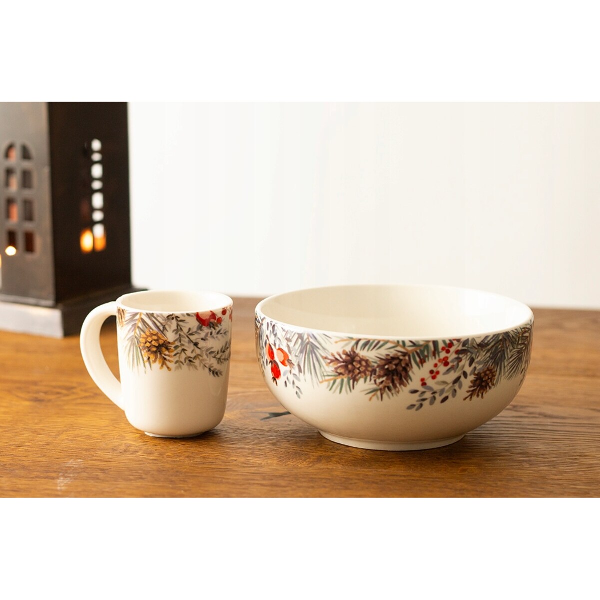 CERAMICZNY KUBEK NA ŚWIĘTA gałązki jarzębina szyszki 60ml