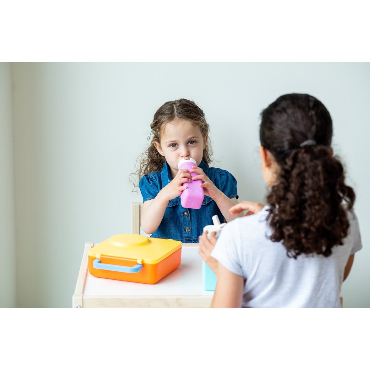 OMIE OMIEBOTTLE silikonowy bidon dla dzieci, Pink