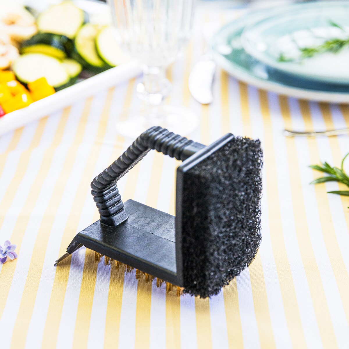 Szczotka do czyszczenia grilla 3w1, skrobak+gąbka+szczotka, KINGHOFF