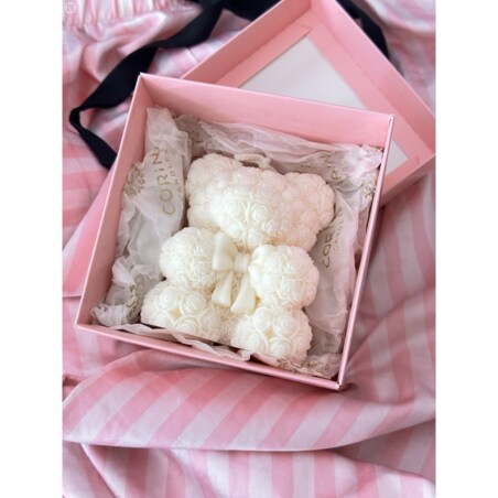 Świeca sojowa ozdobna Rose Teddy na Walentynki w pudełku prezentowym różowym
