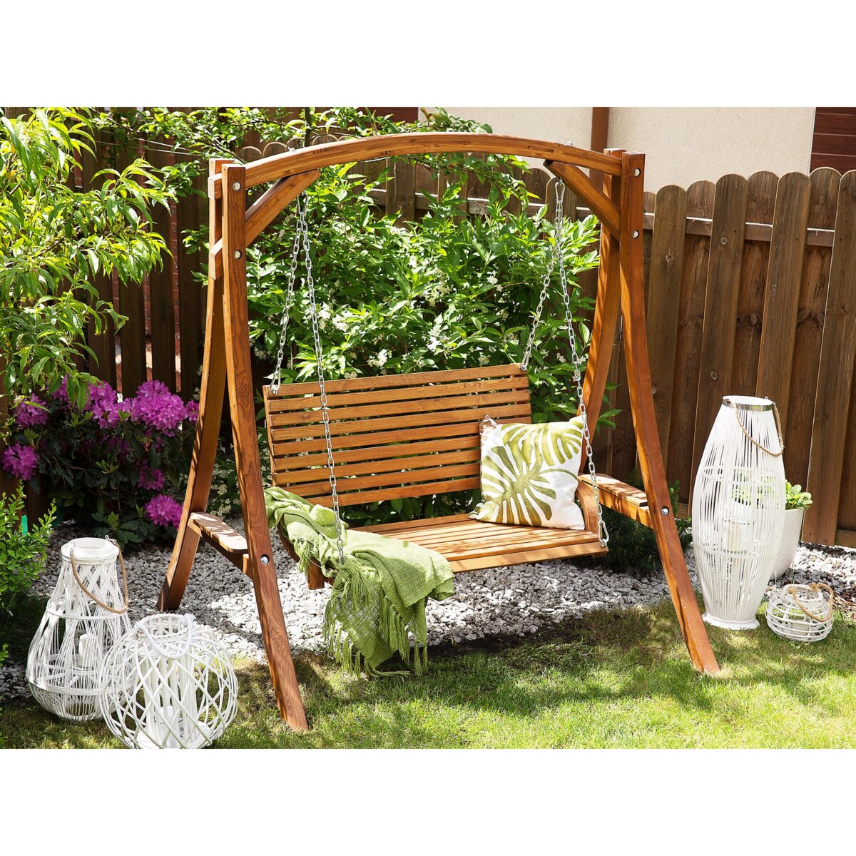 Huśtawka ogrodowa drewniana ciemna NOVARA