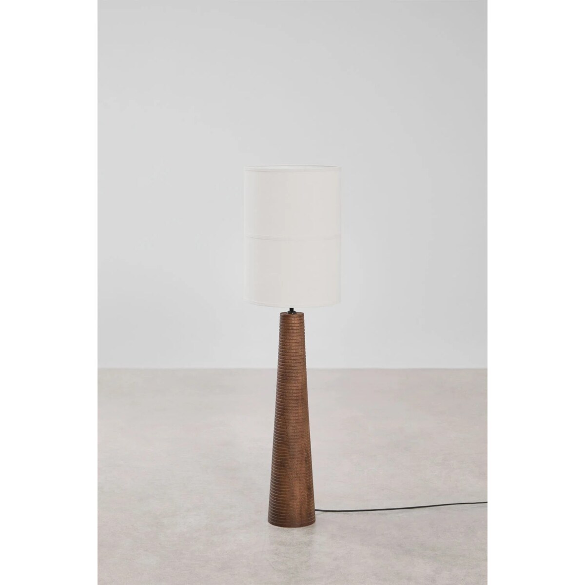 Lampa podłogowa z drewna mango Malva 120 cm