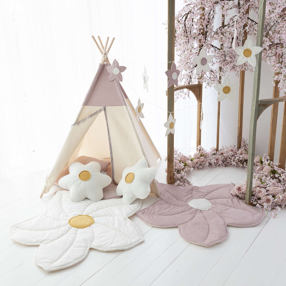 Poduszka stokrotka, poduszka biały kwiatek Daisy