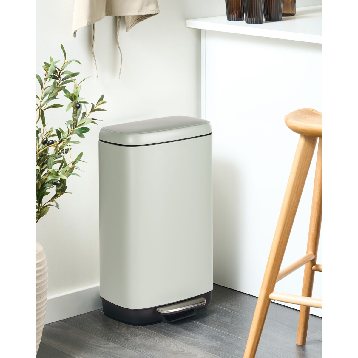 Kosz na śmieci z pedałem 30 L ECOCOLLECT Metal Jasnozielony