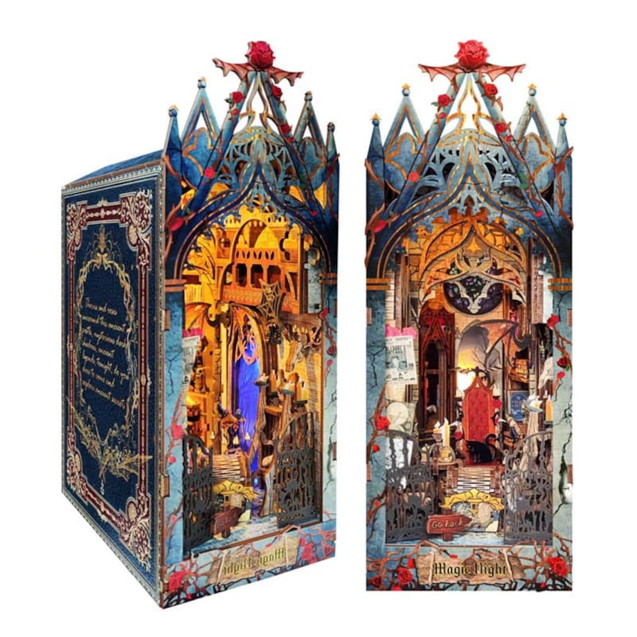 Miniaturowy domek Book Nook - Księżycowy zamek