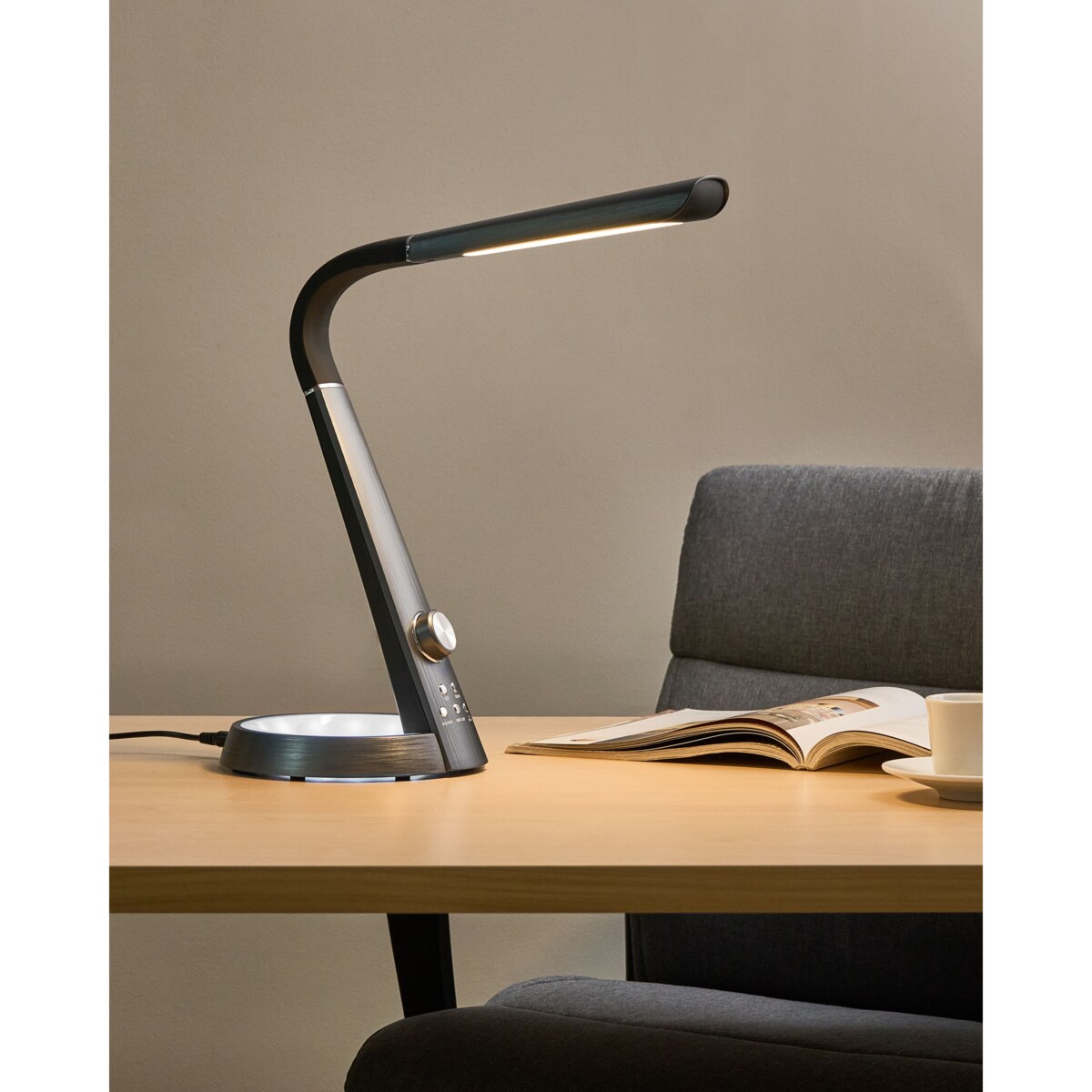 Lampa biurkowa LED CANOPUS Z portem USB Czarny