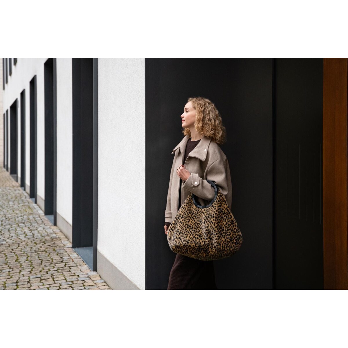 Torba LOOPBAG HOBO, leo fake fur