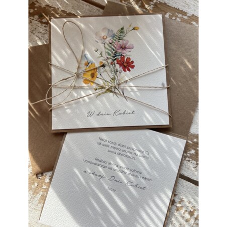 Wyjątkowa kartka - prezent dla kobiety na dzień kobiet