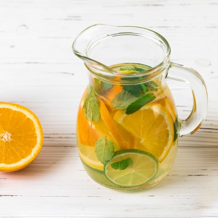 Dzbanek Szklany do Wody Soku Lemoniady Napojów z Uchwytem 300 ml Poręczny