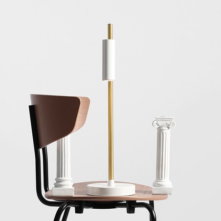 Stołowa lampa biurkowa TREVO 1097B40 Aldex regulowana lampka stojąca biała mosiądz