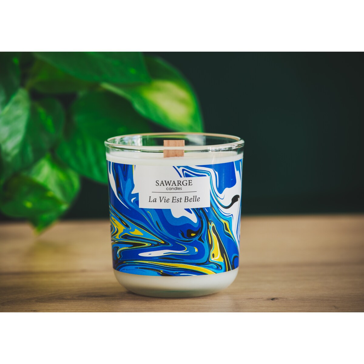 Świeca Sojowa Zapachowa / Drewniany Knot /35h/ La Vie Est Belle 200g