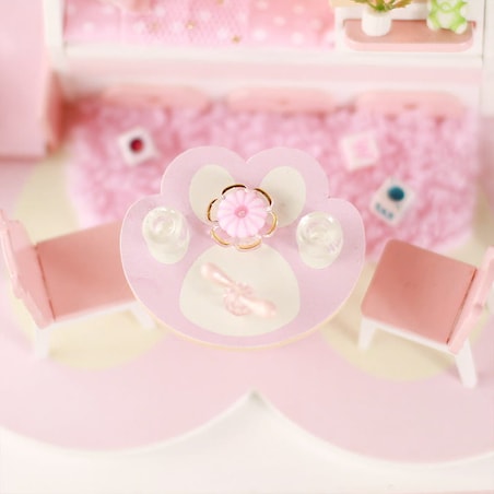 Miniaturowy domek - Różowy miś