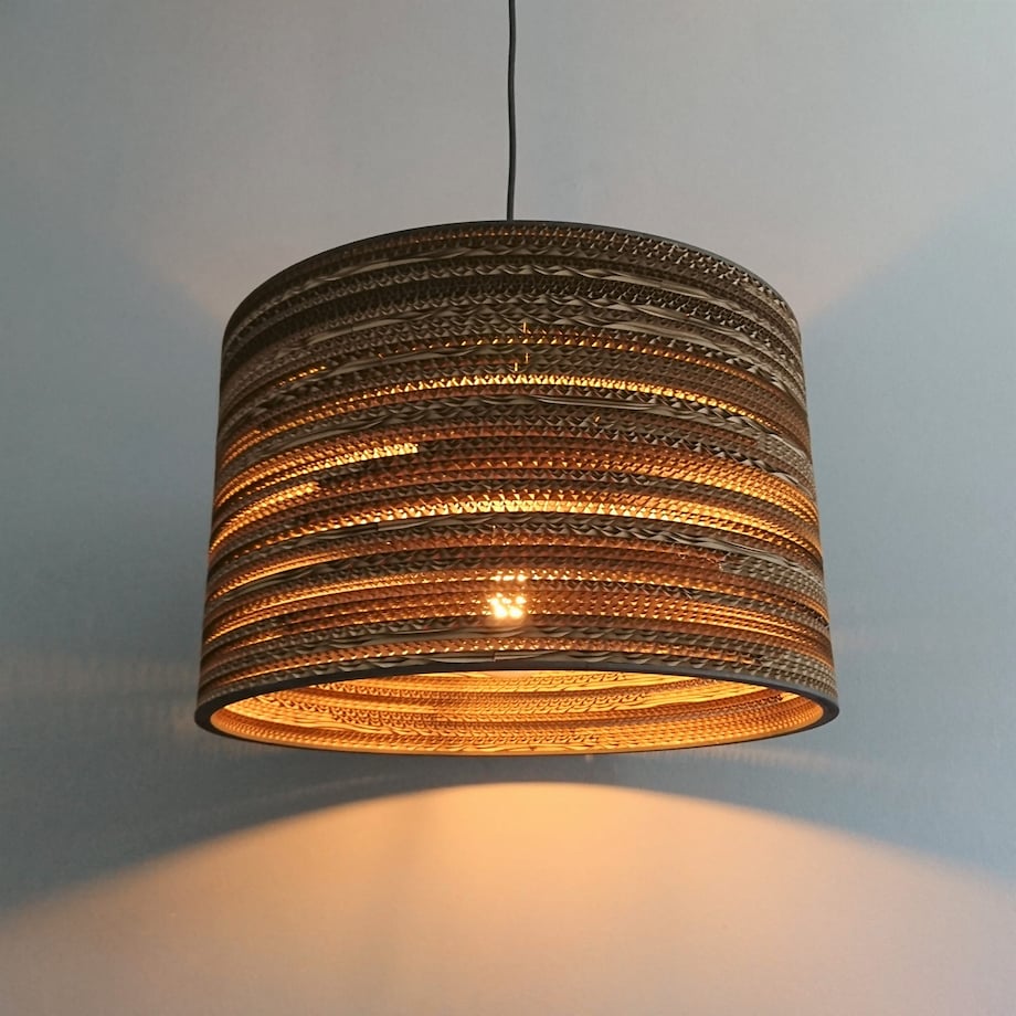 Cylindryczna lampa wisząca z tektury - TAMBURO 45