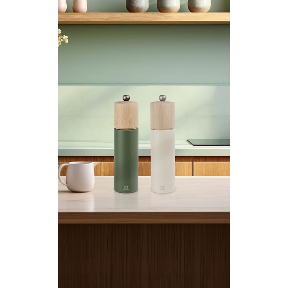 Młynek ręczny do pieprzu 21cm uniwersalny drewniany zielony pieprzniczka