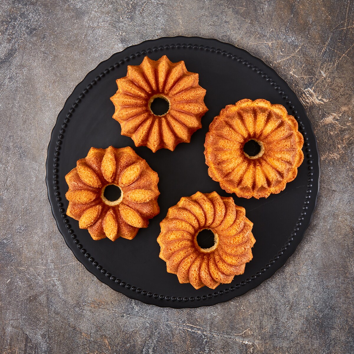 Forma na 4 babki Belissima 24 x 24 cm Contoura