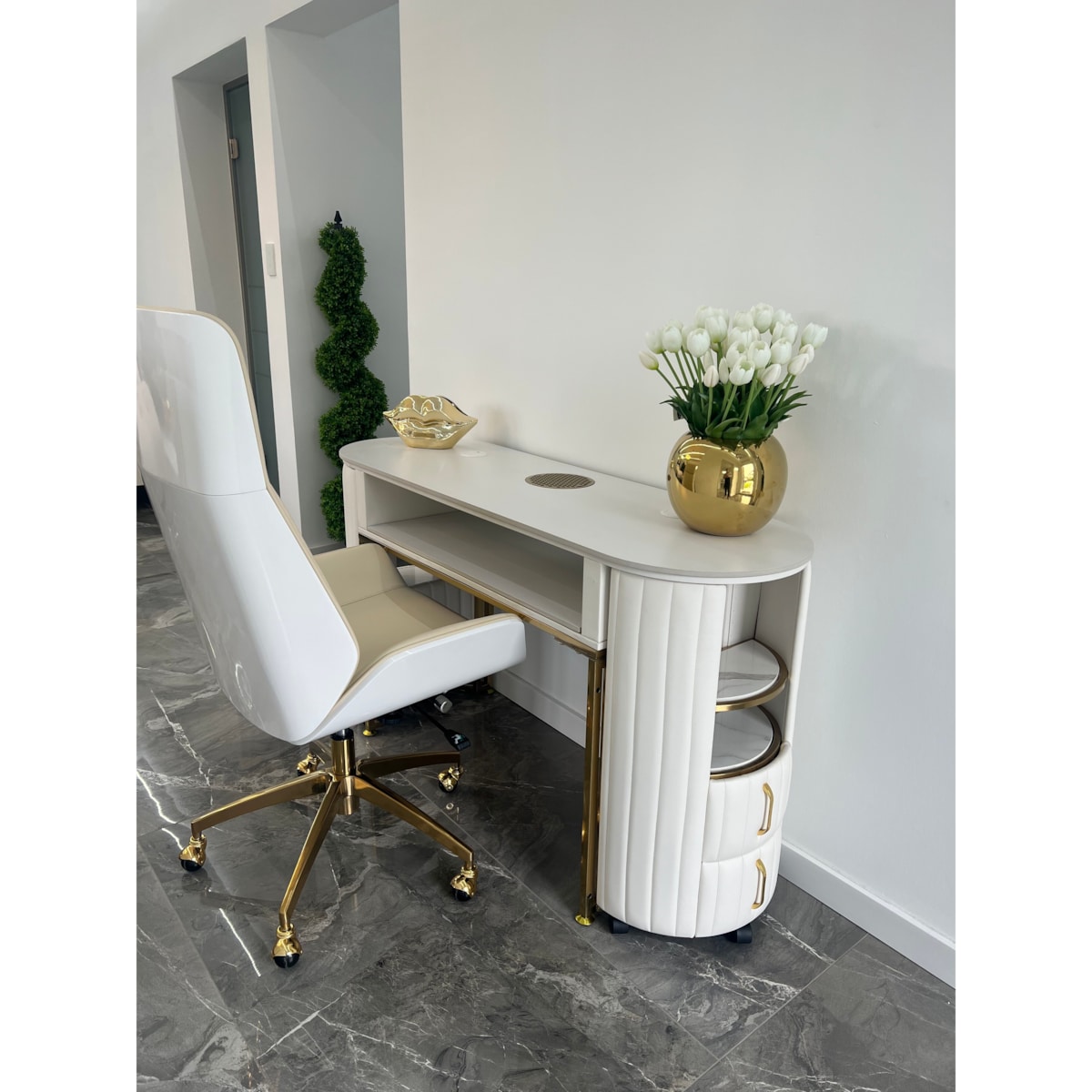 Biurko kosmetyczne z otworem na pochłaniacz biało-złote owalne 140x45x78