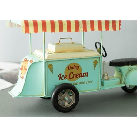 FIGURKA LODZIARKA auto z lodami RETRO