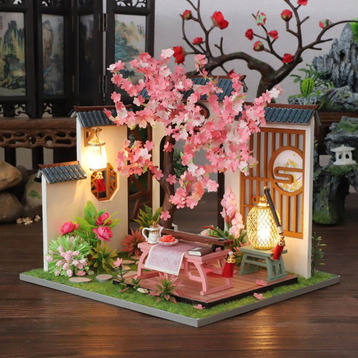 Miniaturowy domek - Muzyczny ogród