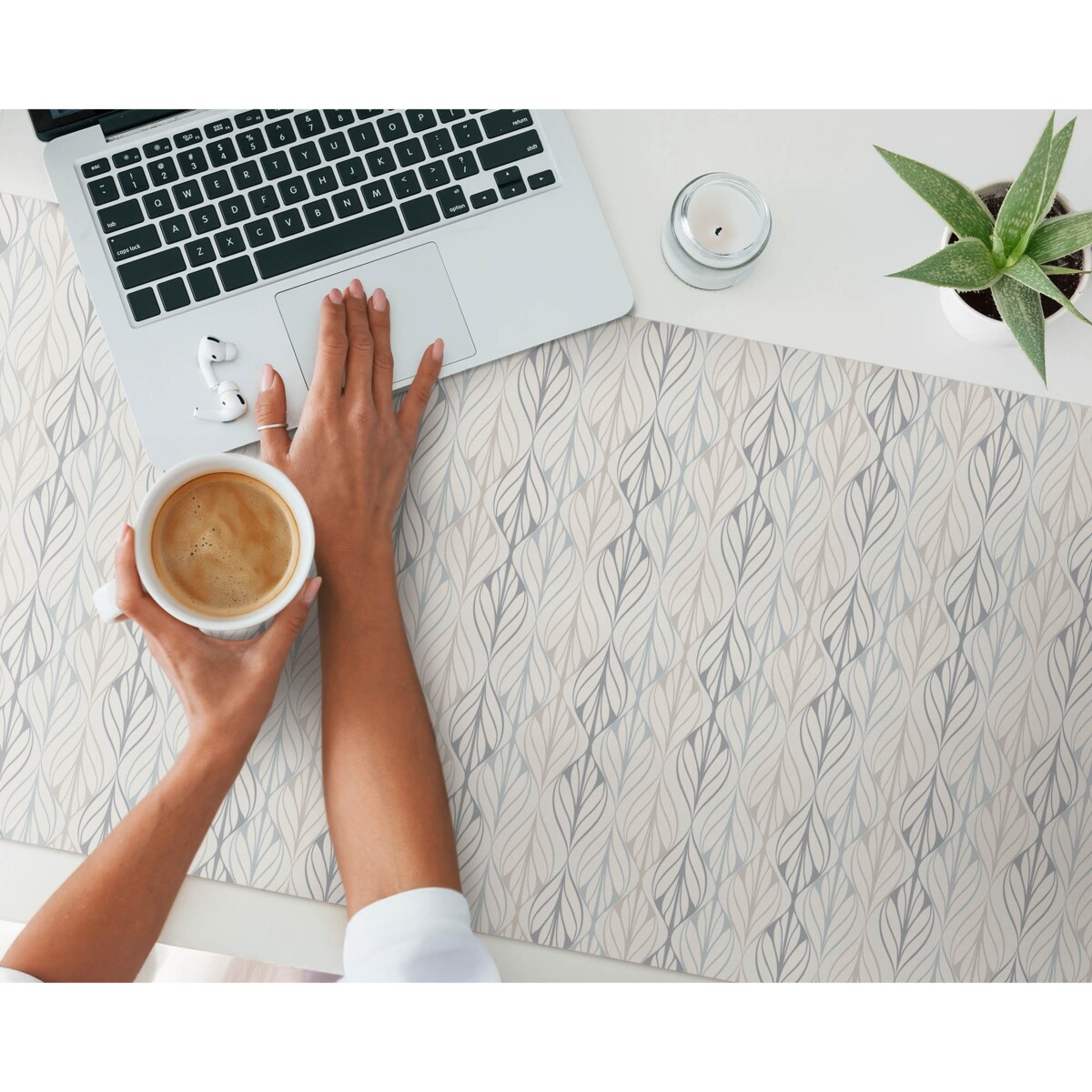 Beżowa mata na biurko Liściasty wzór retro, 120x60 cm