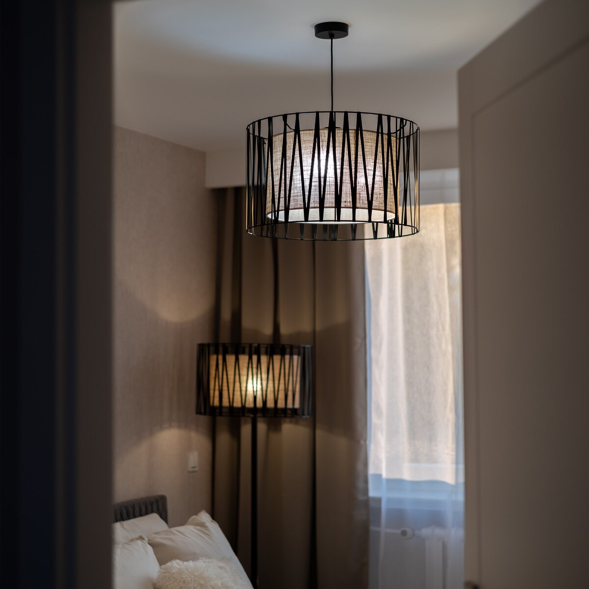 Lampa podłogowa HARMONY NATURE 5890 TK Lighting czarno-brązowa E27 z jutowym abażurem 158 cm do salonu