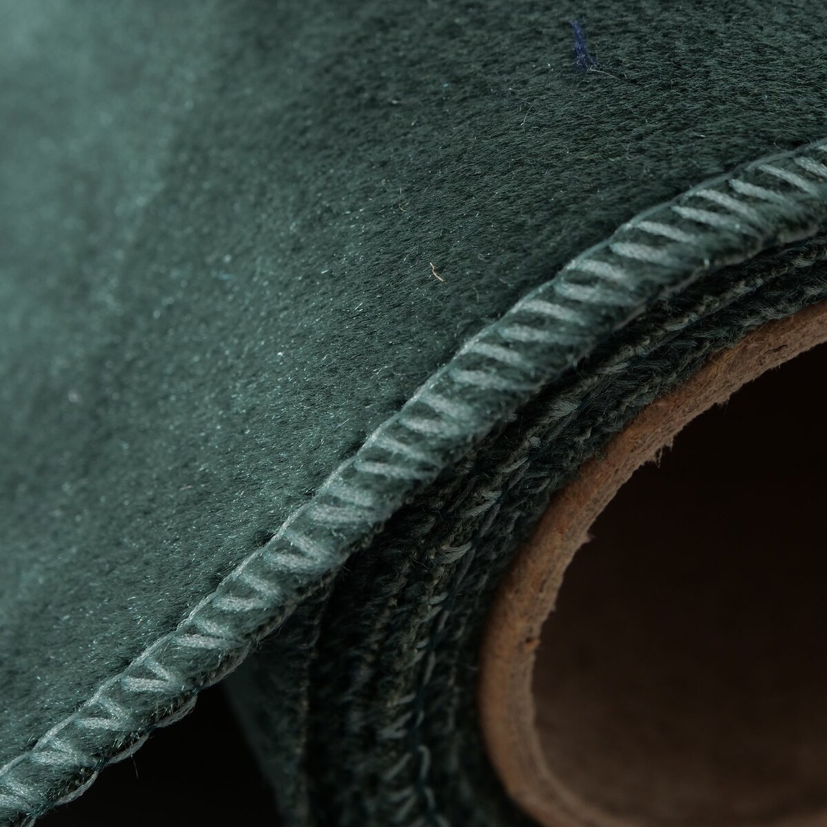 Dekoracyjny bieżnik z welwetowej tkaniny, 200 x 35 cm