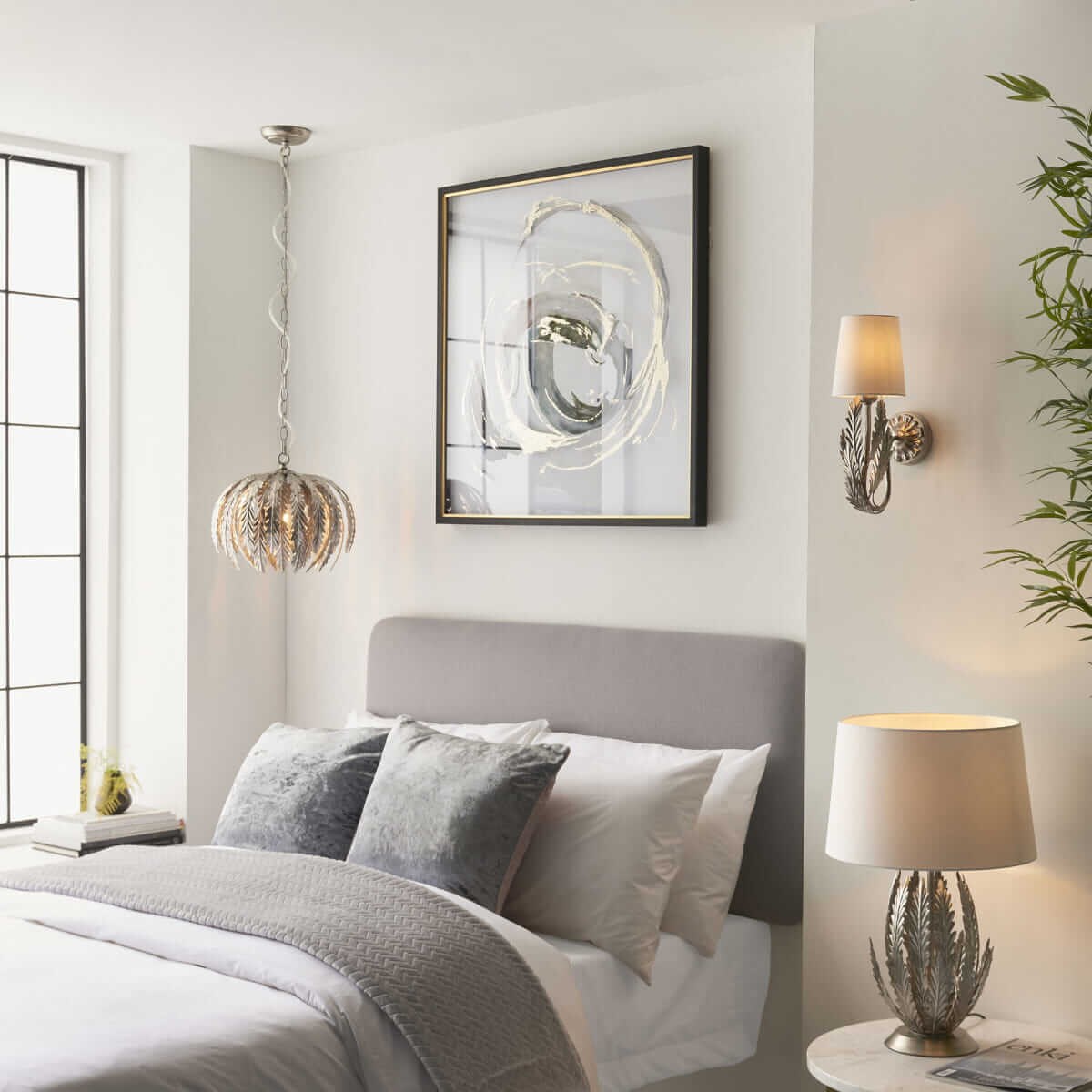 Stojąca lampa stołowa Delphine 98046 do sypialni Endon liść srebrna biała