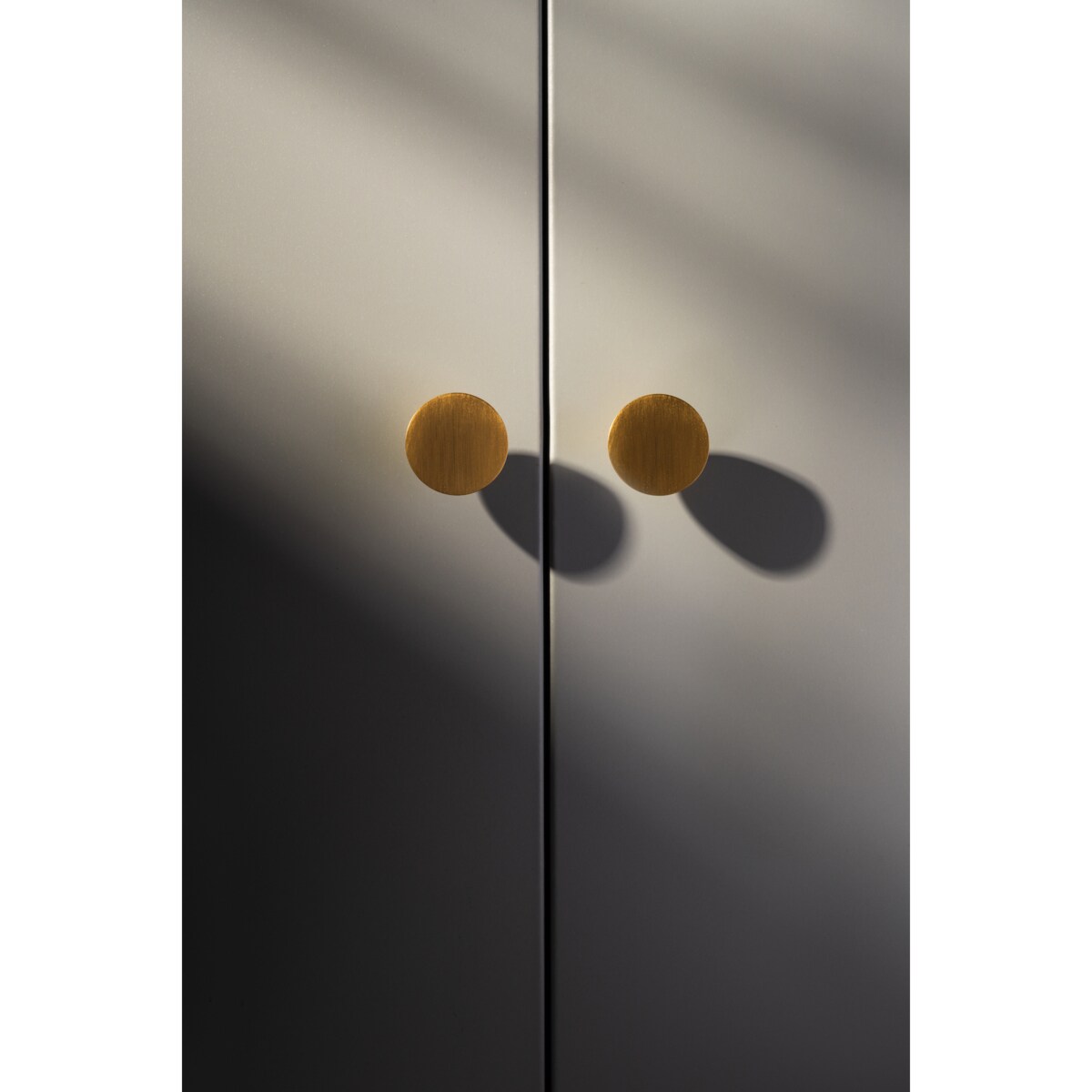 LUNA M SZCZOTKOWANY uchwyt jednopunktowy mosiężny lakierowany