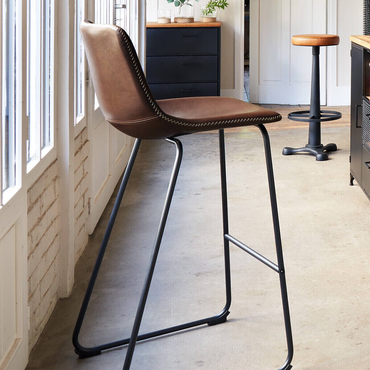 Krzesło barowe LOIS, efekt brązowej skóry