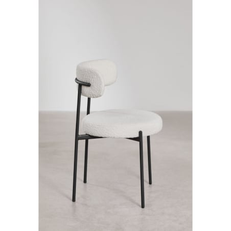 Krzesło na czarnej podstawie bouclé Anisa