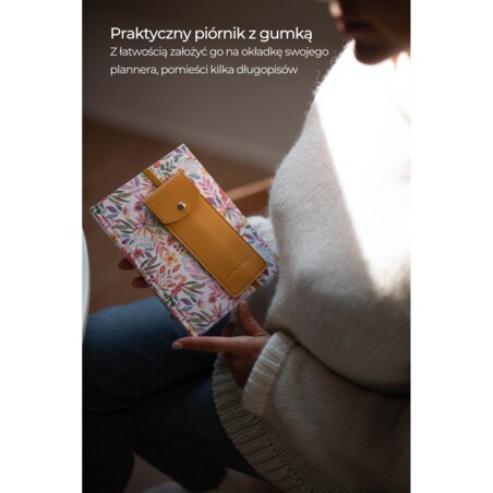 Piórnik na planner z gumką – Sunny Mustard