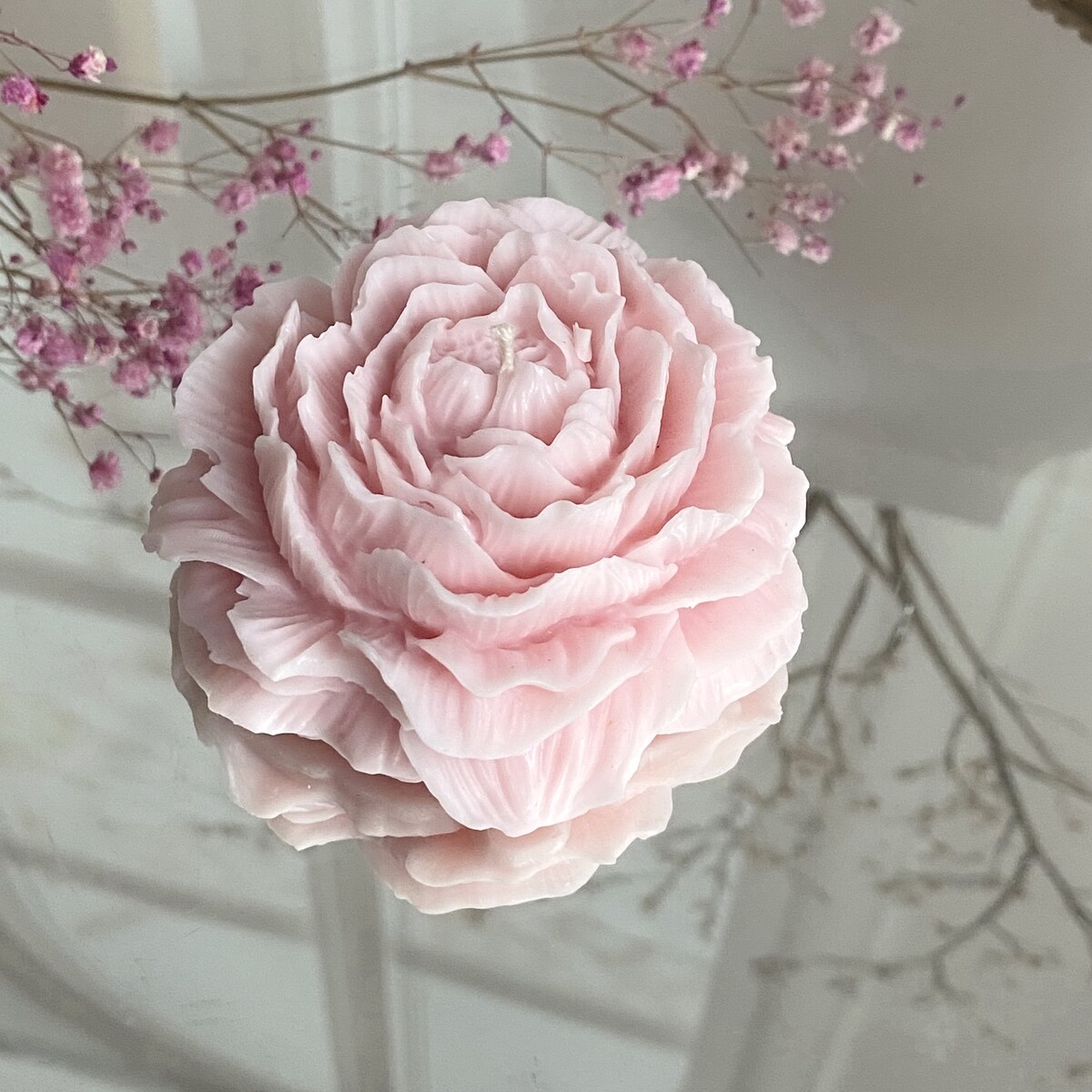 Świeca sojowa ekologiczna dekoracyjna "Peony Queen" 75x35mm różowa