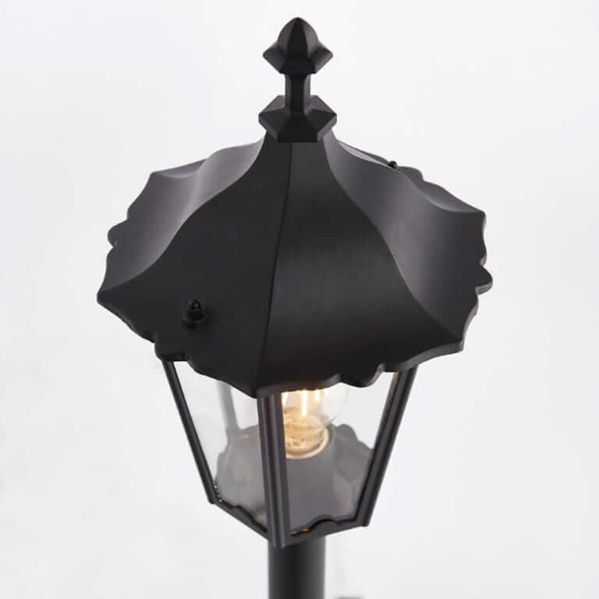 Stojąca lampa ogrodowa Burford 76550 Endon latarnia IP44 szkło czarny mat