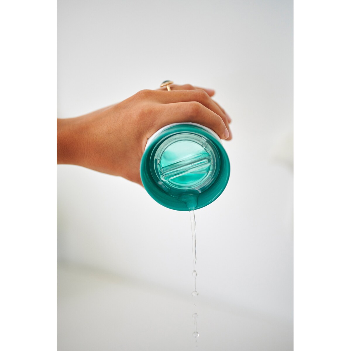 Kubek dziecięcy treningowy do nauki picia MIO Sailors Bay 300ml 108016065244