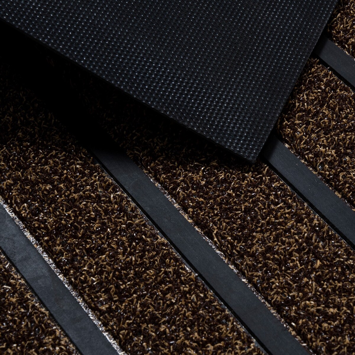 Wycieraczka zewnętrzna 60x90 cm Grass brązowa