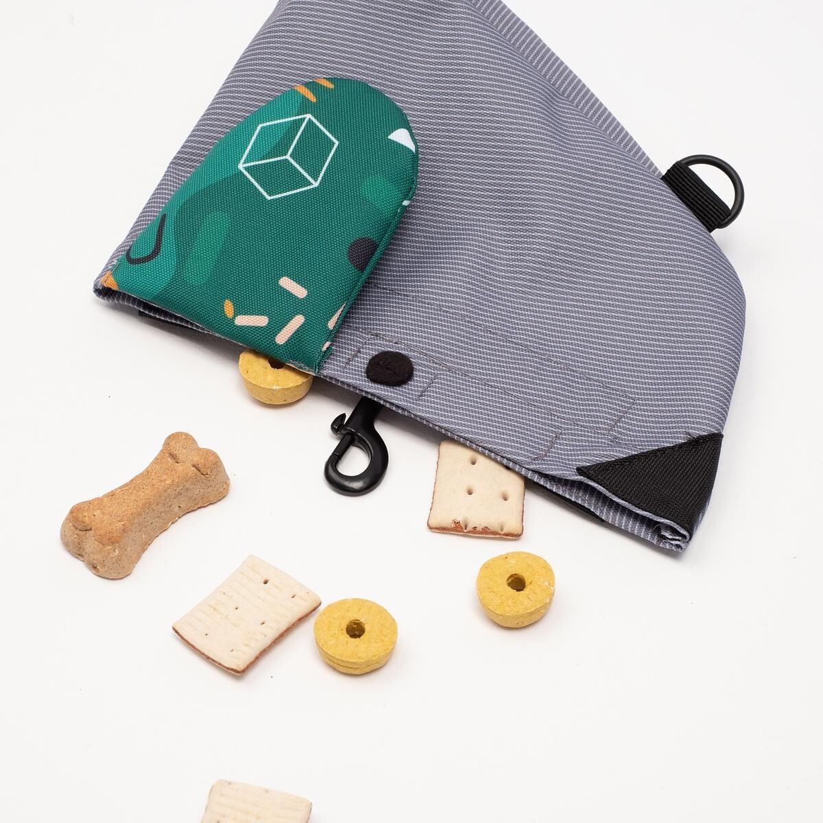 Saszetka treningowa na smaczki "Psy na jawie"