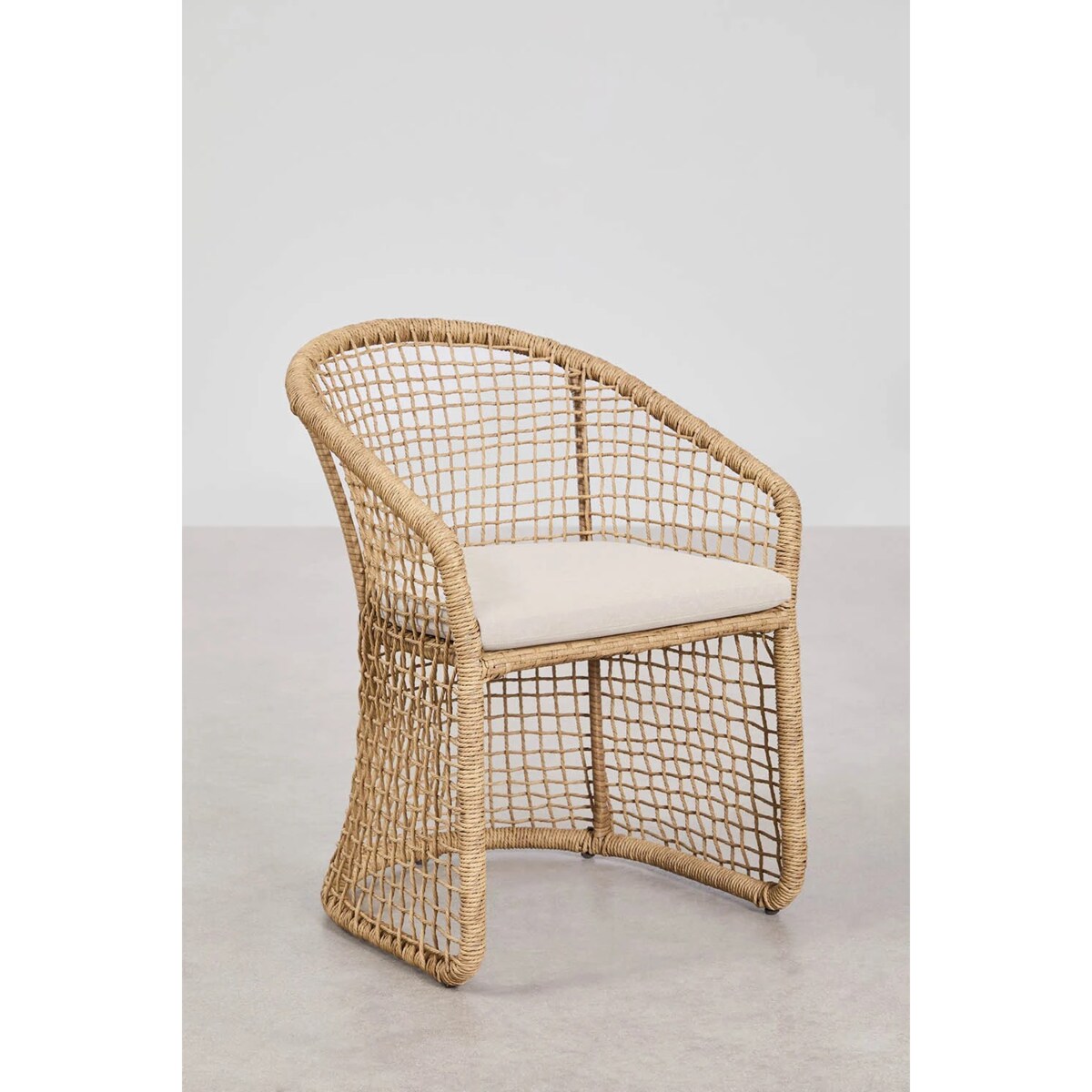 Krzesło ogrodowe z podłokietnikami ze stali i syntetycznego rattanu Liparian