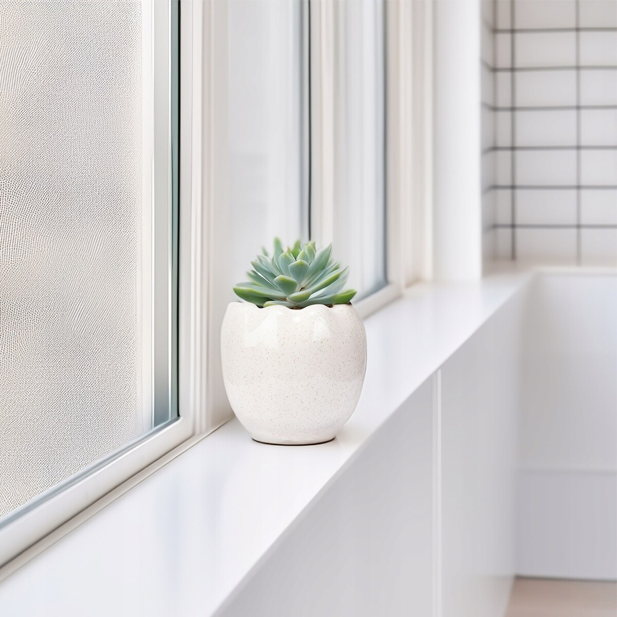 DONICZKA BIAŁA NA SUKULENTY mała 9cm ceramiczna okragła na parapet szafkę