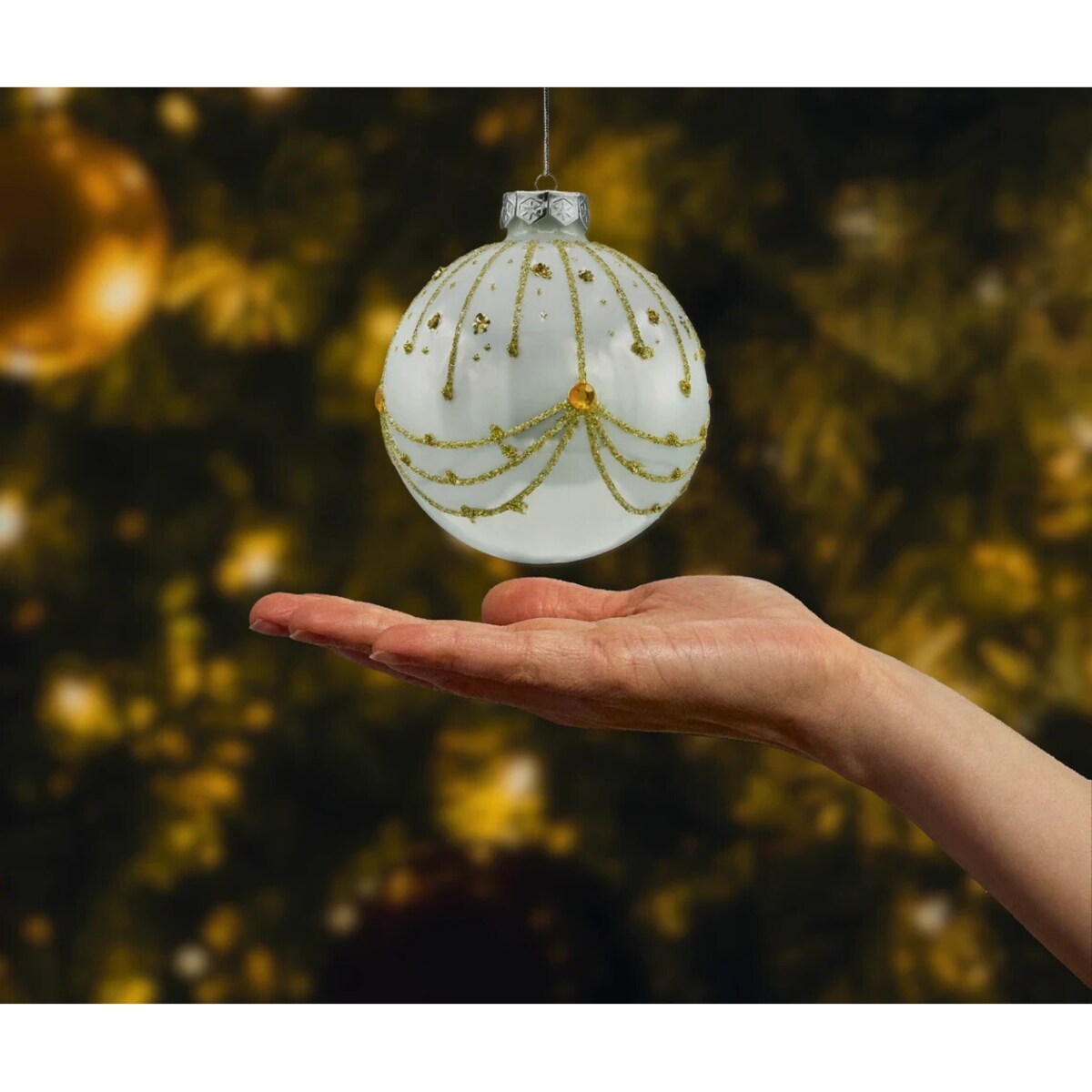 Bombki okrągłe: perłowa biel z kryształkami