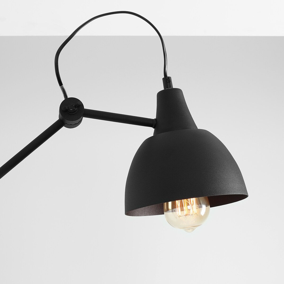 Czarny kinkiet pokojowy Aida 842D Aldex ruchoma lampa ścienna metalowa