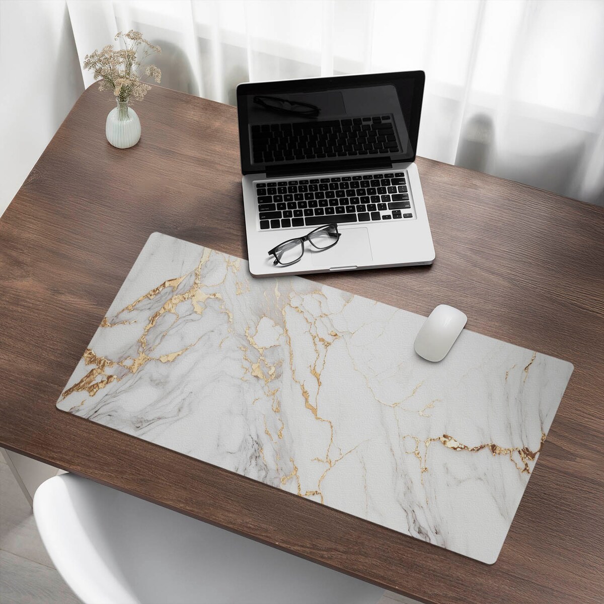 Biała mata na biurko Marmurowe żyłki, 90x45 cm