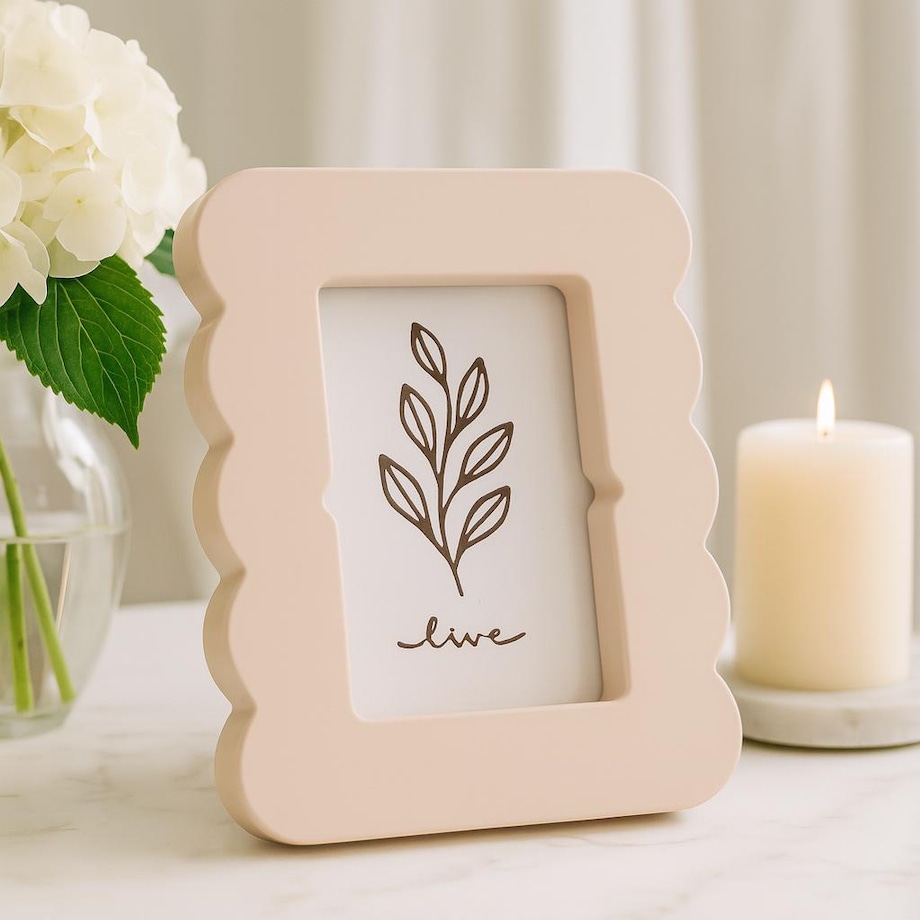 Ramka na zdjęcie z falowanym brzegiem BASE, 16 x 2,2 x 20,8 cm