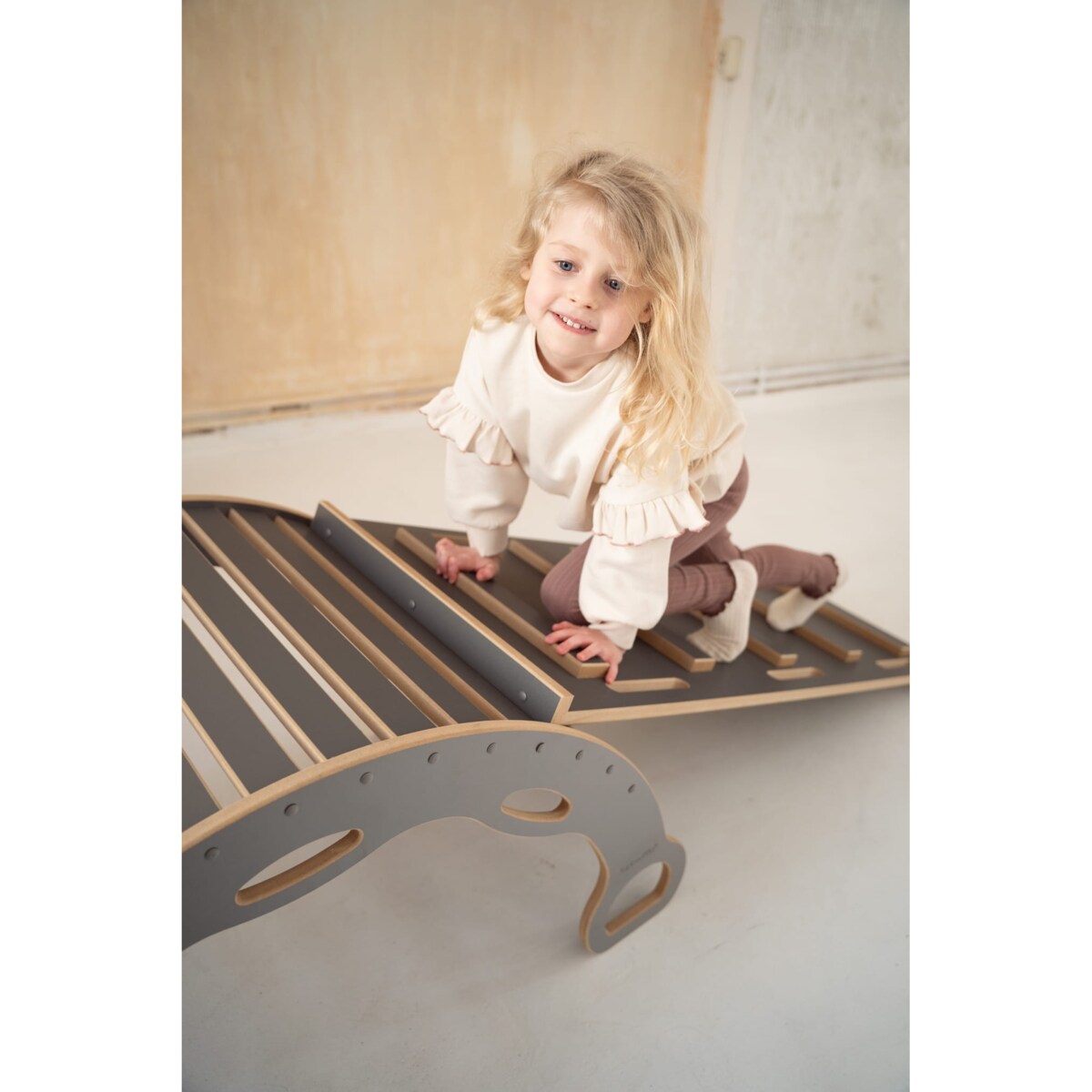 DUŻY bujak montessori z uchwytami + DUŻA zjeżdżalnia DRABINKA - szary
