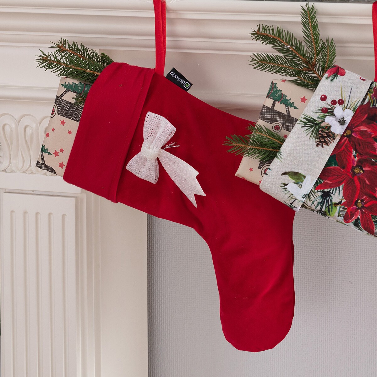 Skarpeta na prezenty boże narodzenie, święta, świąteczne, intensywna czerwień, 29 x 18 x 39 cm