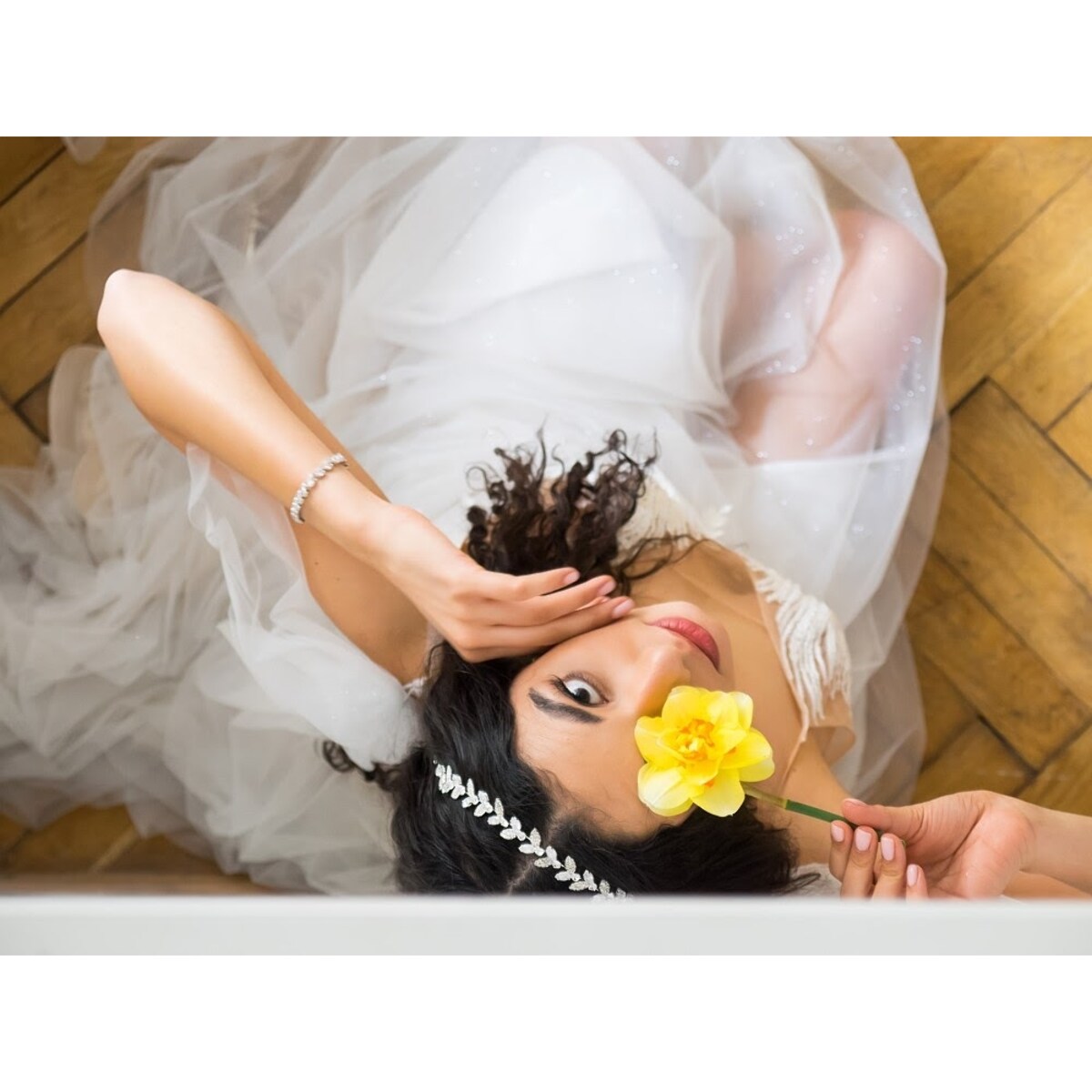 Srebrna opaska rustykalna BŁYSZCZĄCA elastyczna WOW