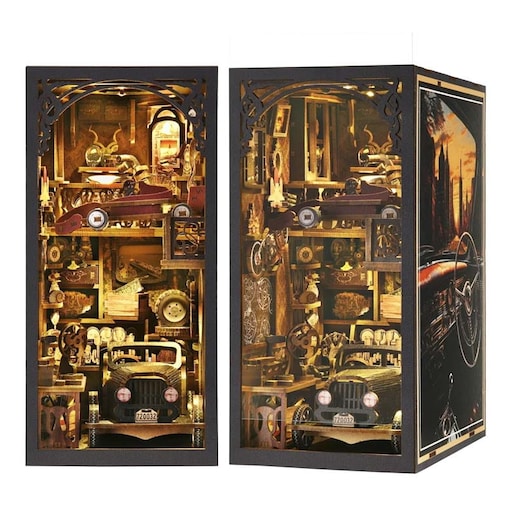 Miniaturowy domek Book Nook - Vintage Car