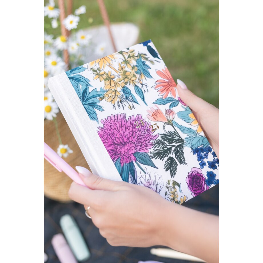AKADEMICKI PLANNER KSIĄŻKOWY. Floral Vintage
