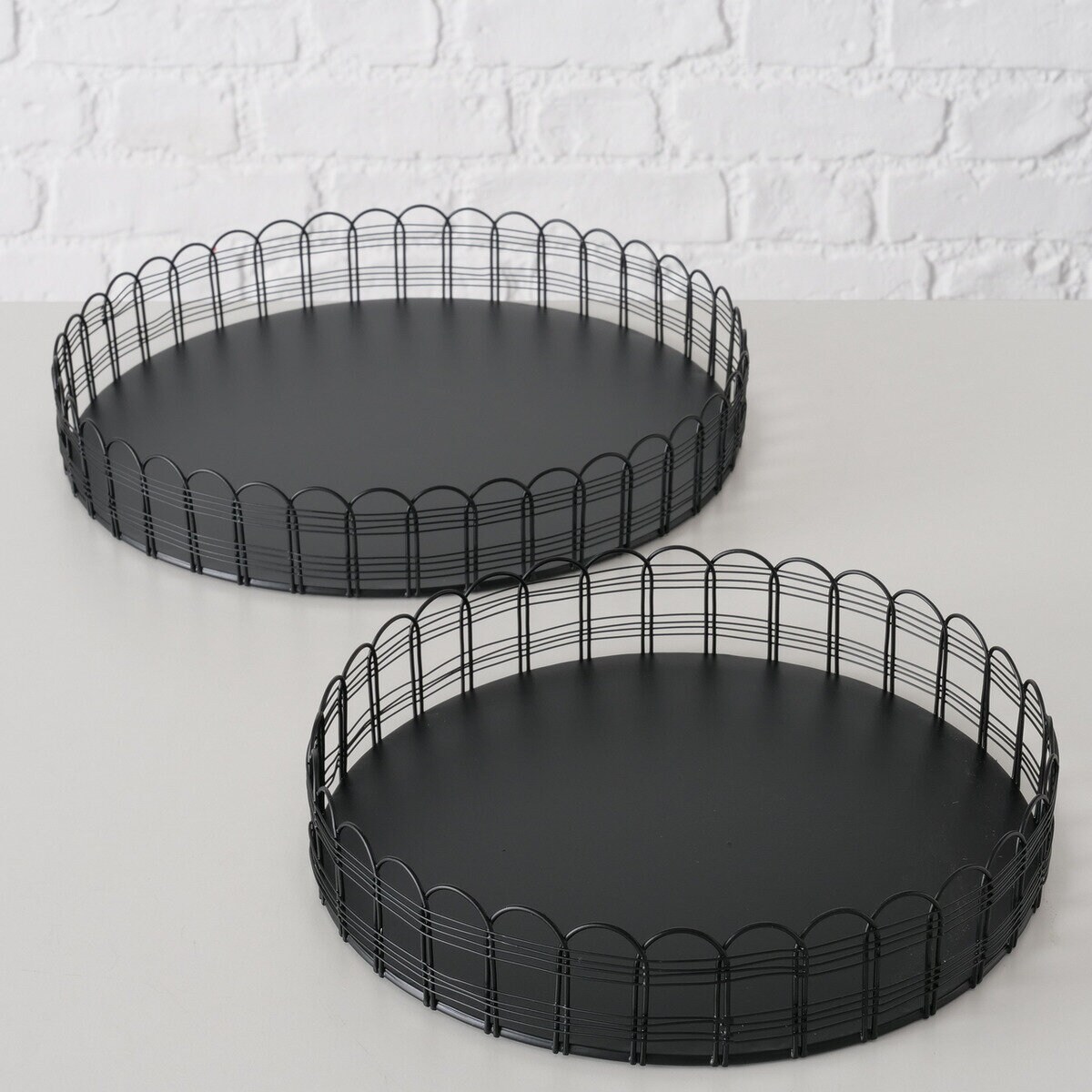 Metalowe tace WEIRY, 2 sz. Ø 25-31 cm