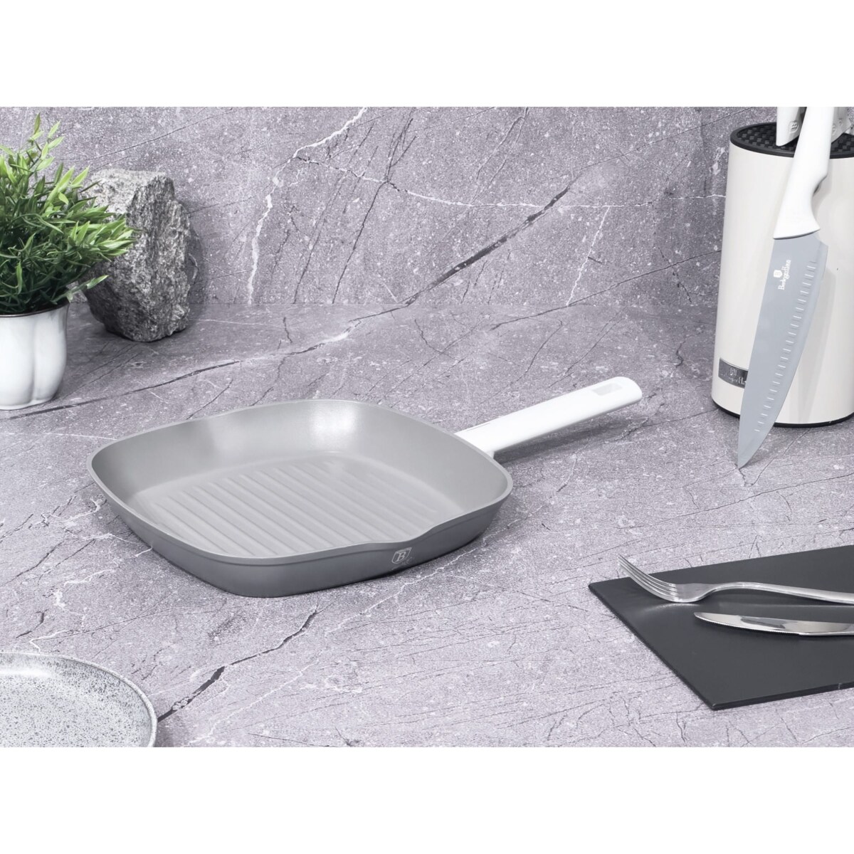 Patelnia grillowa z pokrywką z powłoką tytanową kwadratowa 28x28cm BERLINGER HAUS Aspen